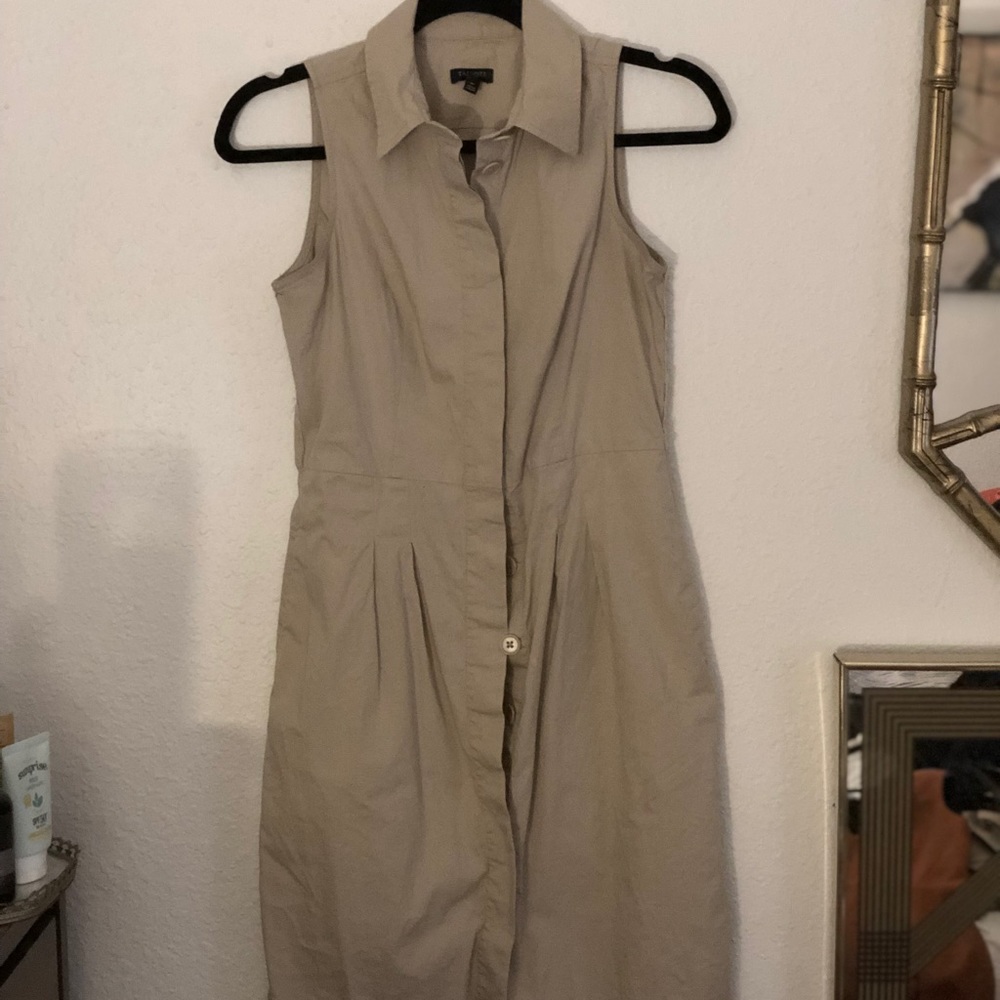 Talbots Khaki dress w pockets. Sz 4P